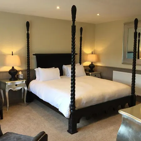 Landhaus The Wrea Head Hall & Restaurant *
