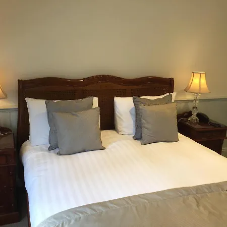 The Wrea Head Hall & Restaurant Landhaus *