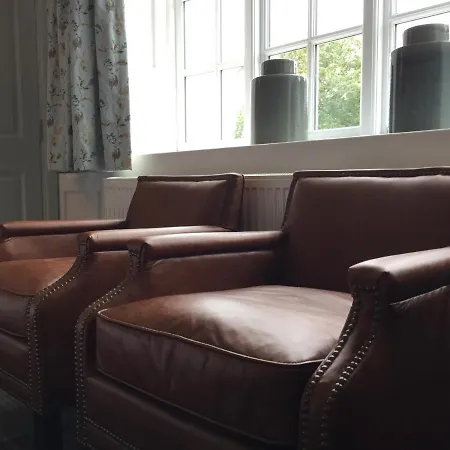 The Wrea Head Hall & Restaurant Landhaus *