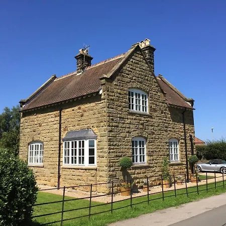 Landhaus The Wrea Head Hall & Restaurant *